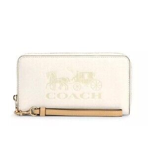 New Coach C3548 Long Zip Around Pebble Leather wallet Chalk / Vanilla Cream